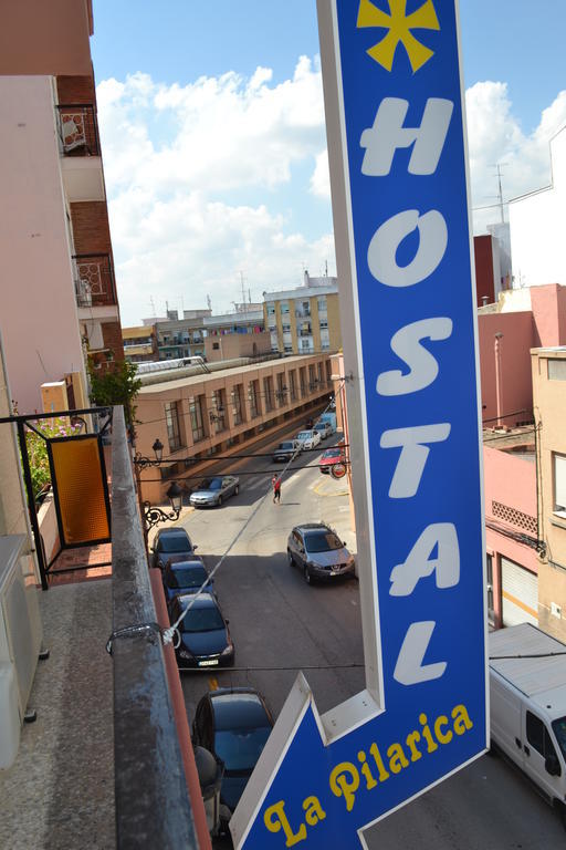 Hostal La Pilarica ปาเตร์นา ภายนอก รูปภาพ