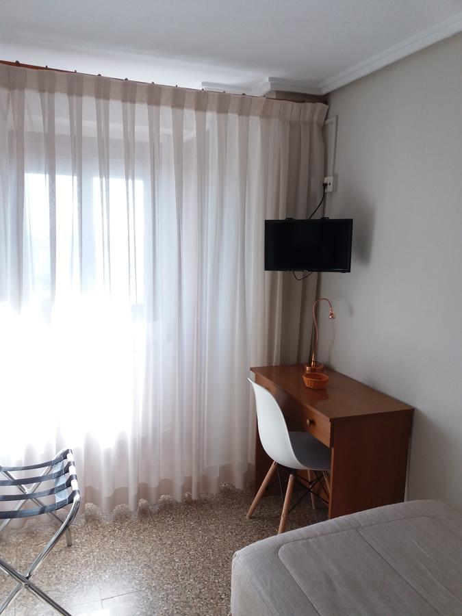 Hostal La Pilarica ปาเตร์นา ภายนอก รูปภาพ