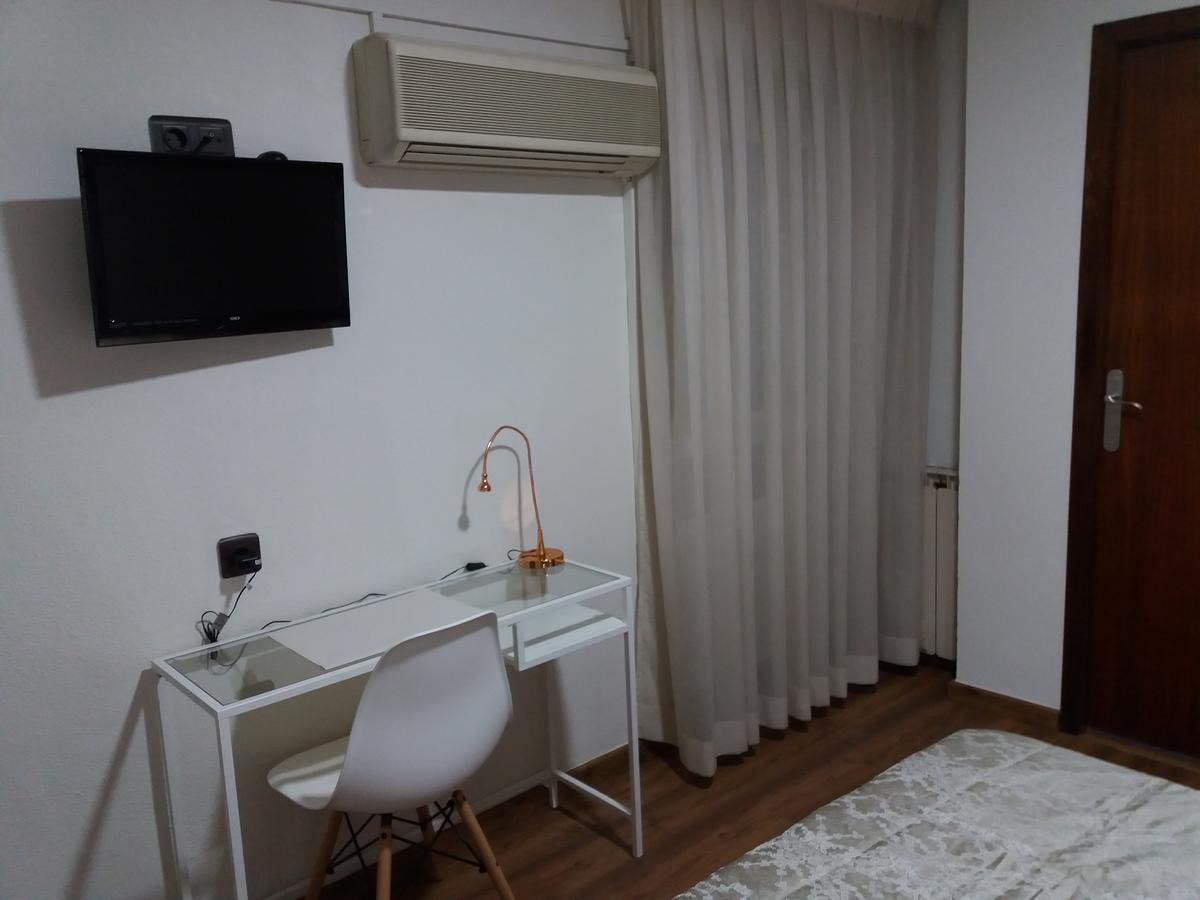 Hostal La Pilarica ปาเตร์นา ภายนอก รูปภาพ