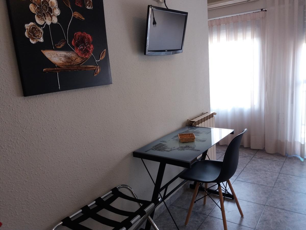 Hostal La Pilarica ปาเตร์นา ภายนอก รูปภาพ