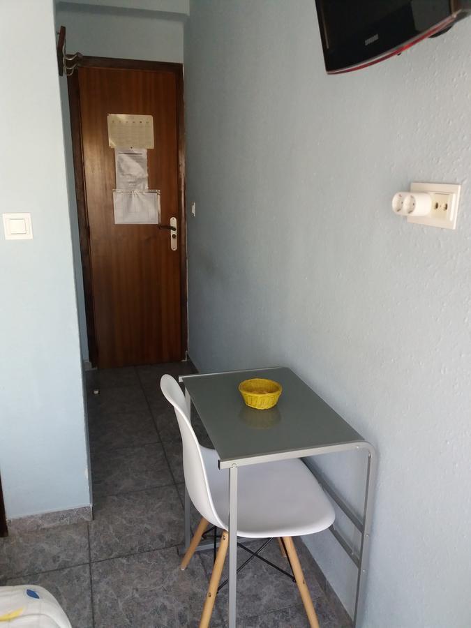 Hostal La Pilarica ปาเตร์นา ภายนอก รูปภาพ